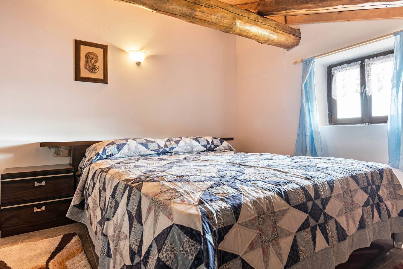 Ganze Wohnung, Ferienwohnung "Baita Località Cap" mit Garten & Bergblick in Roncone, Sella Giudicarie