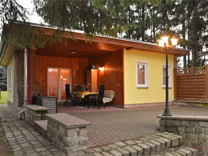 Ferienhaus für 2 Personen, mit Garten in Falkenstein
