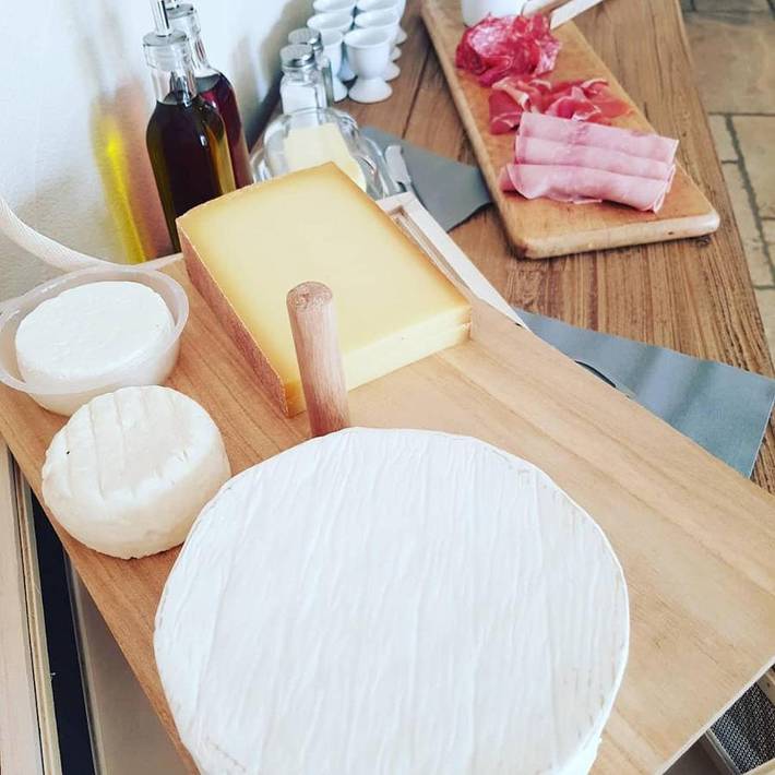 Location de vacances pour 2 personnes, avec piscine ainsi que vue et terrasse à Grignan - 2