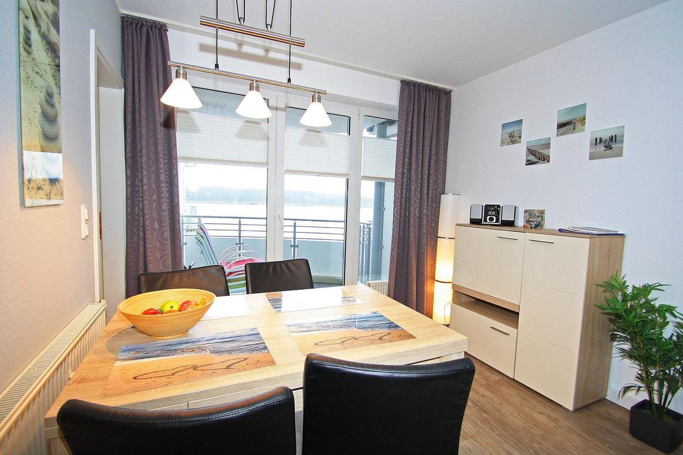 Ganze Wohnung, Sonnige, gepflegte Wohnung in der 1. Etage, mit Balkon und Blick auf den Binnensee. in Steinwarder, Heiligenhafen