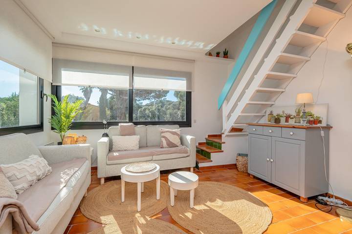 Apartamento entero, As-7 Bonito dúplex en comunidad con piscina in Calella de Palafrugell, Palafrugell