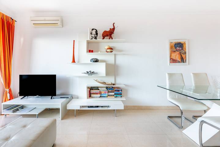 Appartement entier, Appartement "El Mirador in Mijas" avec piscine partagée et Wi-Fi in Mijas, Cordillera Penibética