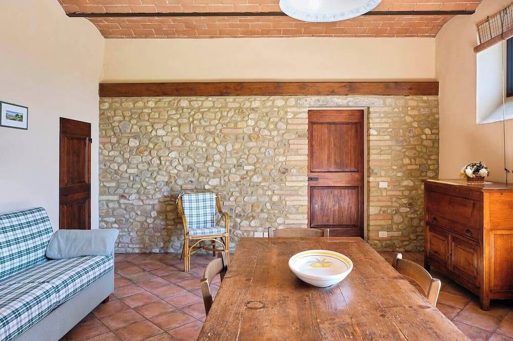Ganze Wohnung, Glicini 1, holiday home with pool 30' from Florence in Tavarnelle Val di Pesa, Barberino Tavarnelle