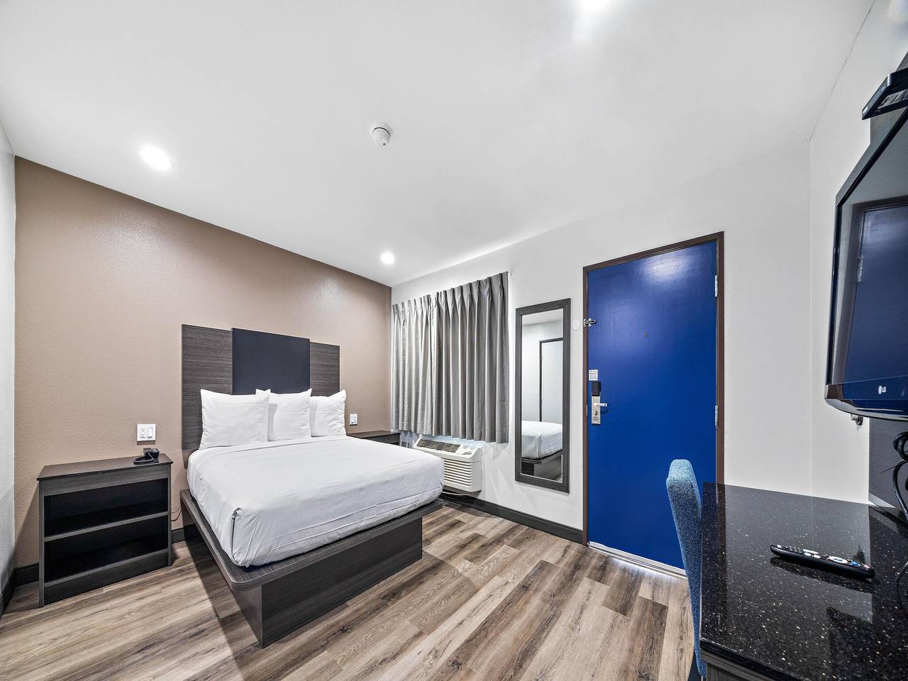 Geheel appartement, 1 kingsize bed | Rookvrij, Minikoelkast in Oceanside, San Diego County