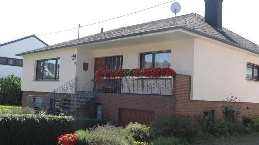 Ferienwohnung für 6 Personen, mit Balkon in Rommersheim
