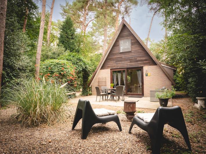 Vakantiehuis voor 4 personen, with Balkon/Terras and Terras as well as Tuin in Lanaken