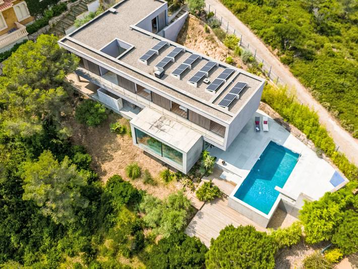 Ferienhaus für 10 Personen, mit Terrasse und Garten - 1