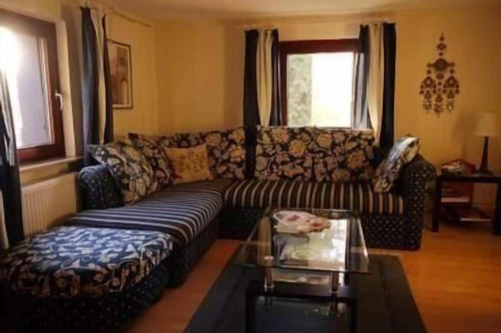 Ganze Wohnung, Ferienwohnung Eitorf für 1 - 4 Personen mit 1 Schlafzimmer - Ferienwohnung in Eitorf, Windecker-Ländchen