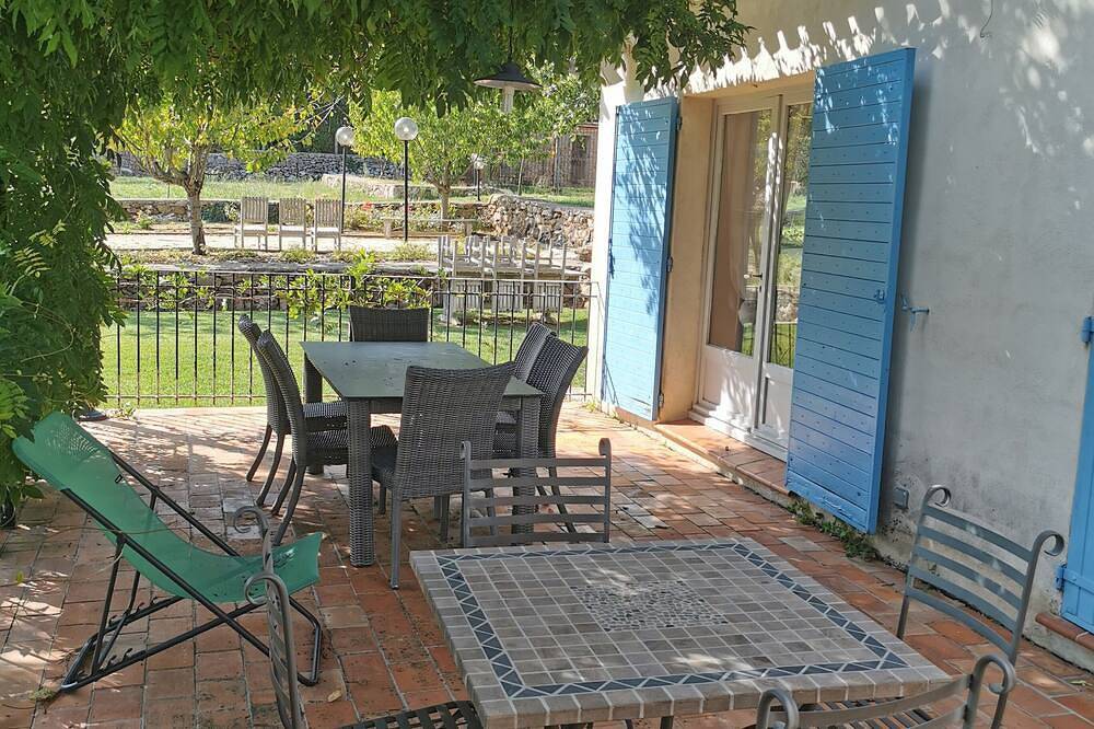 Grande Maison Provençale Pour les Amoureux de la Nature et des Animaux in Tourves, Región Brignoles