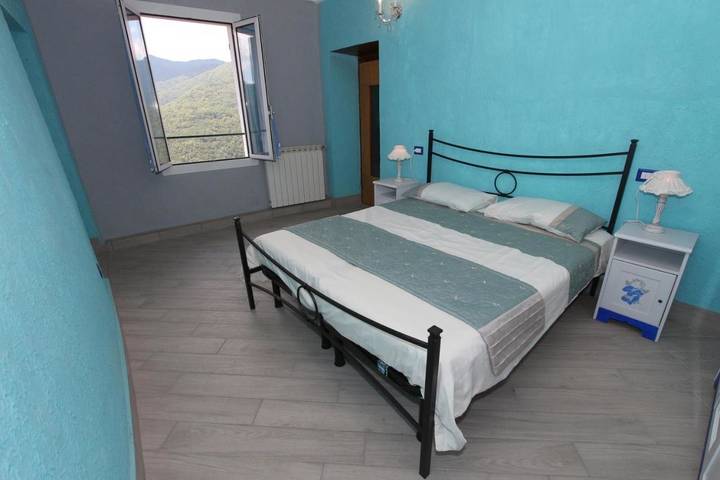Maison d’hôte pour 2 personnes, avec Jardin et Vue à Triora