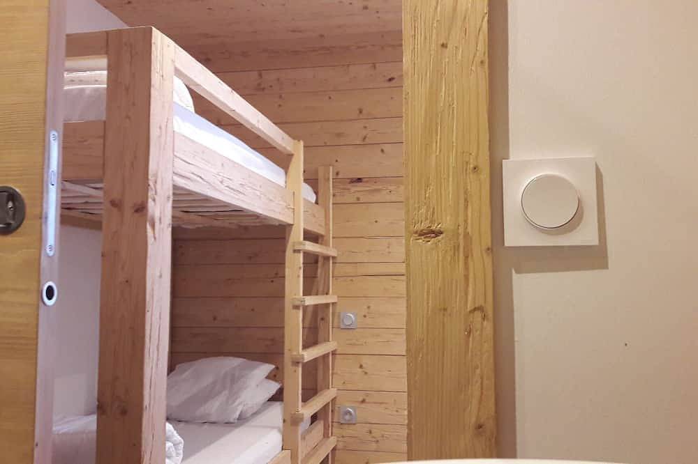 Appartement entier, Magnifique appartement T3 Duplex dans chalet de 1813, in Saint-Jean-de-Sixt, Région d'Annecy