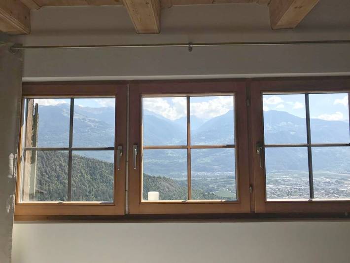 Station pour 3 personnes, avec terrasse ainsi que vue et jardin, animaux acceptés à Savièse - 4