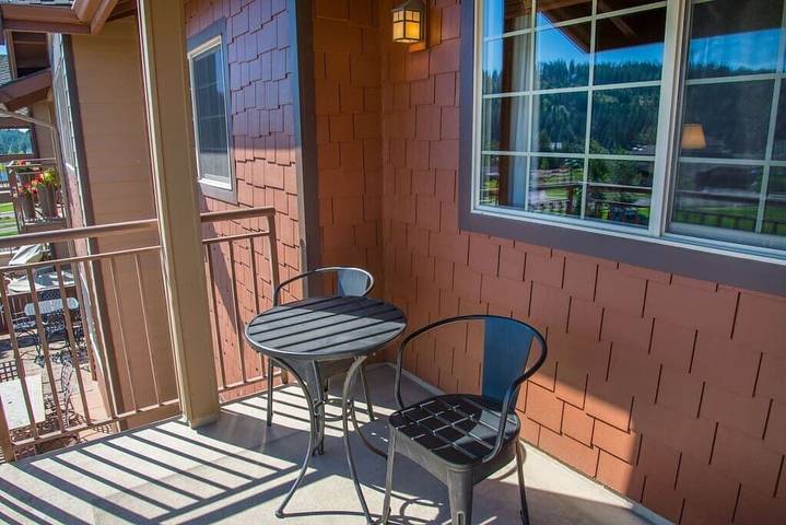 Vacation rental for 7 people, with balcony in Coeur d'Alene