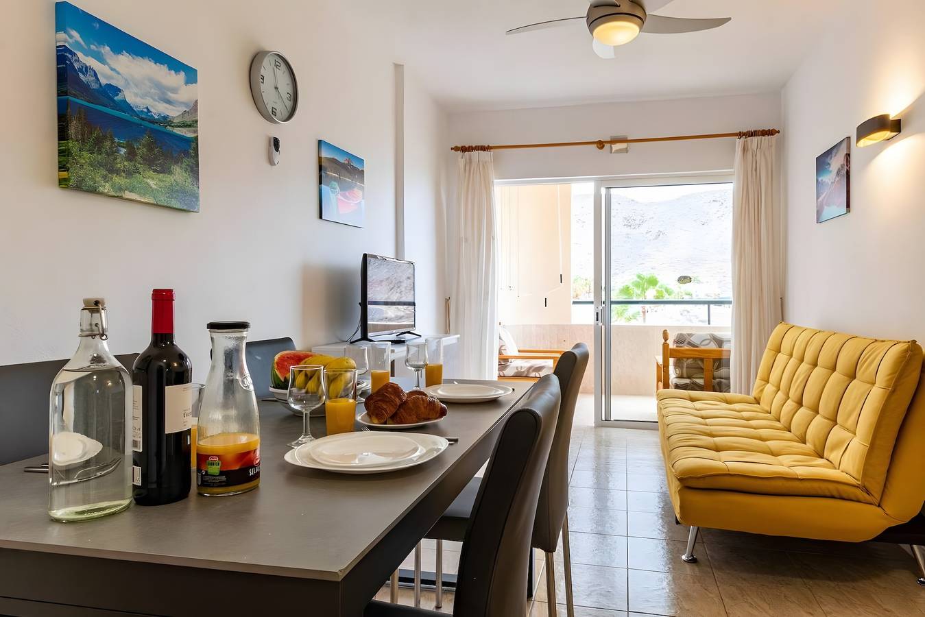 Ganze Wohnung, Ferienwohnung 'Costamar Oceanview 1 Bed' mit Meerblick, Gemeinschaftspool und Wlan in Los Cristianos, Arona