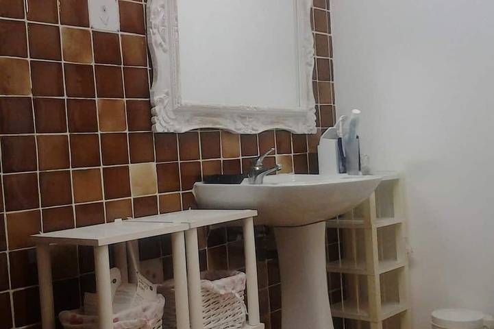Charmante Villa mit Pool, Avignon, 6 Personen, großer mediterraner Garten in Villeneuve-lès-Avignon, Nimes und Umgebung