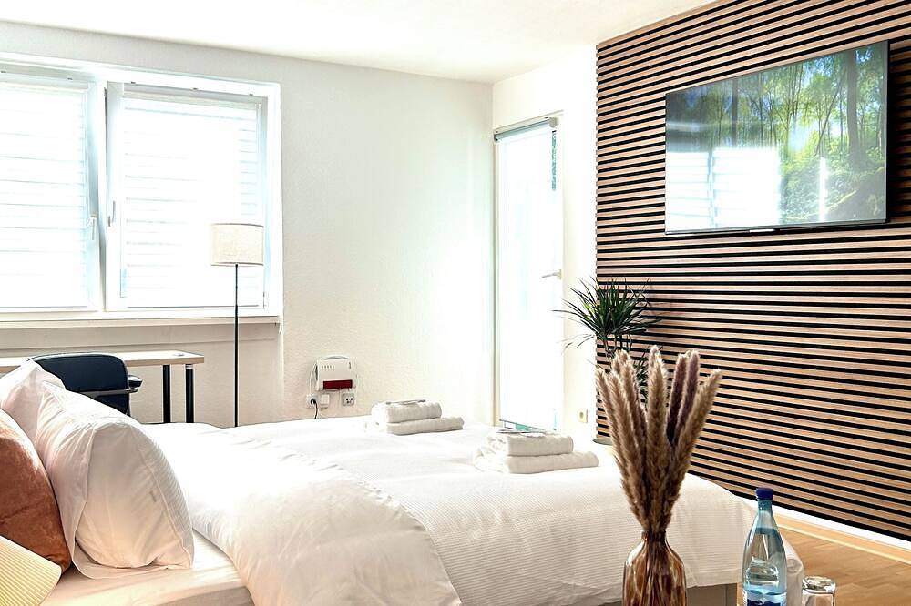 Entire apartment, Cozy vacation apartment between Cologne and Düsseldorf in Monheim am Rhein, Kreis Mettmann