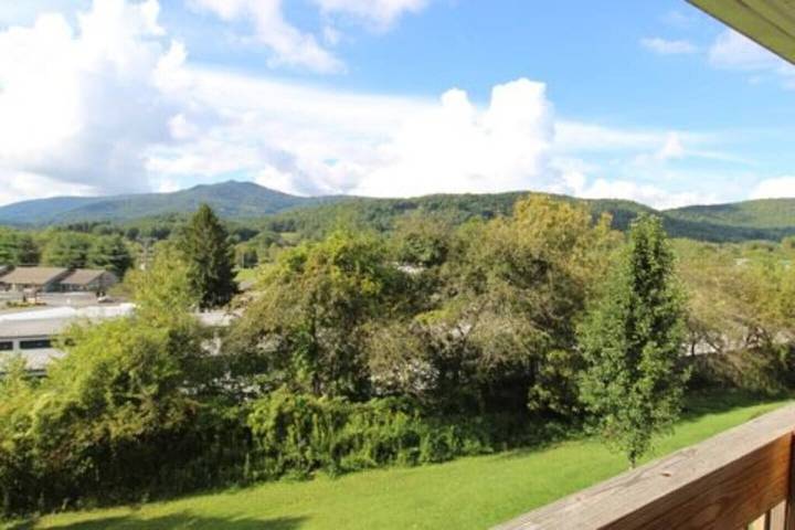 Vacation rental for 2 people, with balcony in Banner Elk