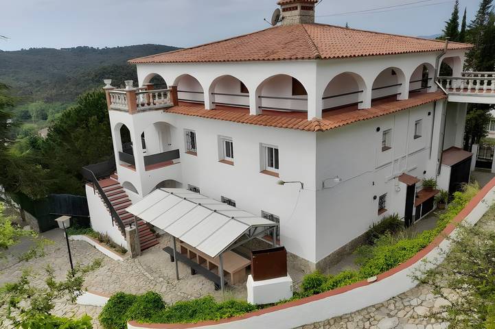 Casa de vacaciones para 28 personas, con jardín, Familias con niños - 1