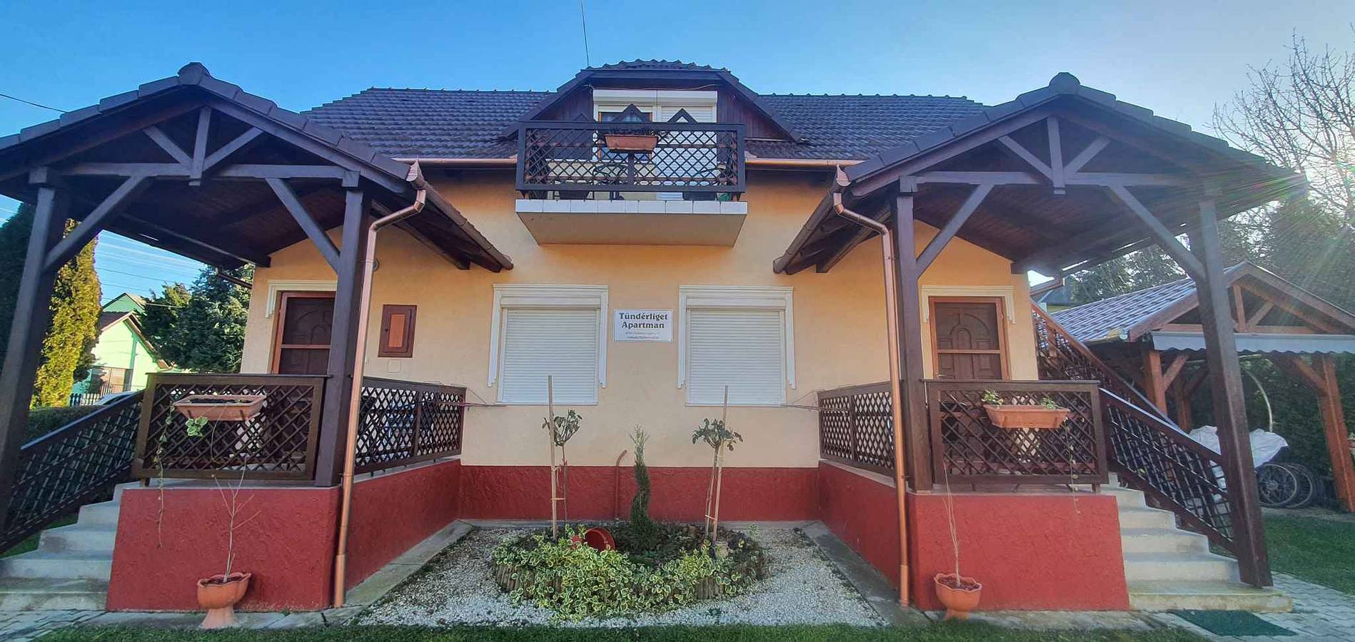 Cały apartament wypoczynkowy, Mieszkanie wakacyjne w spokojnej okolicy z internetem  in Zalakaros, Zalakarosi region