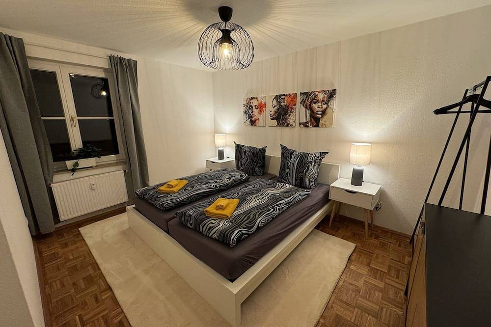 Ganze Wohnung, Stylisches Elbjuwel-Apartment mit Vollausstattung, Bad, Küche, Tv, Kingsize-Bett in Pieschen (Dresden), Dresden
