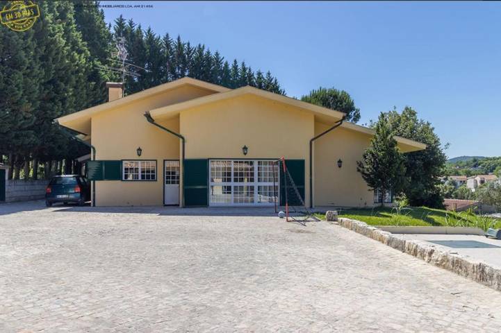 Casa rural para 16 personas, con piscina además de balcón y vistas en Coimbra - 2