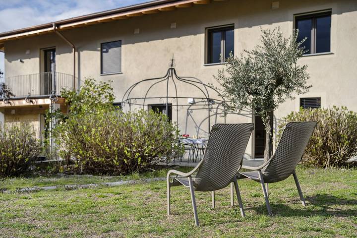 Ferienwohnung für 3 Personen, mit Garten in Colico - 2