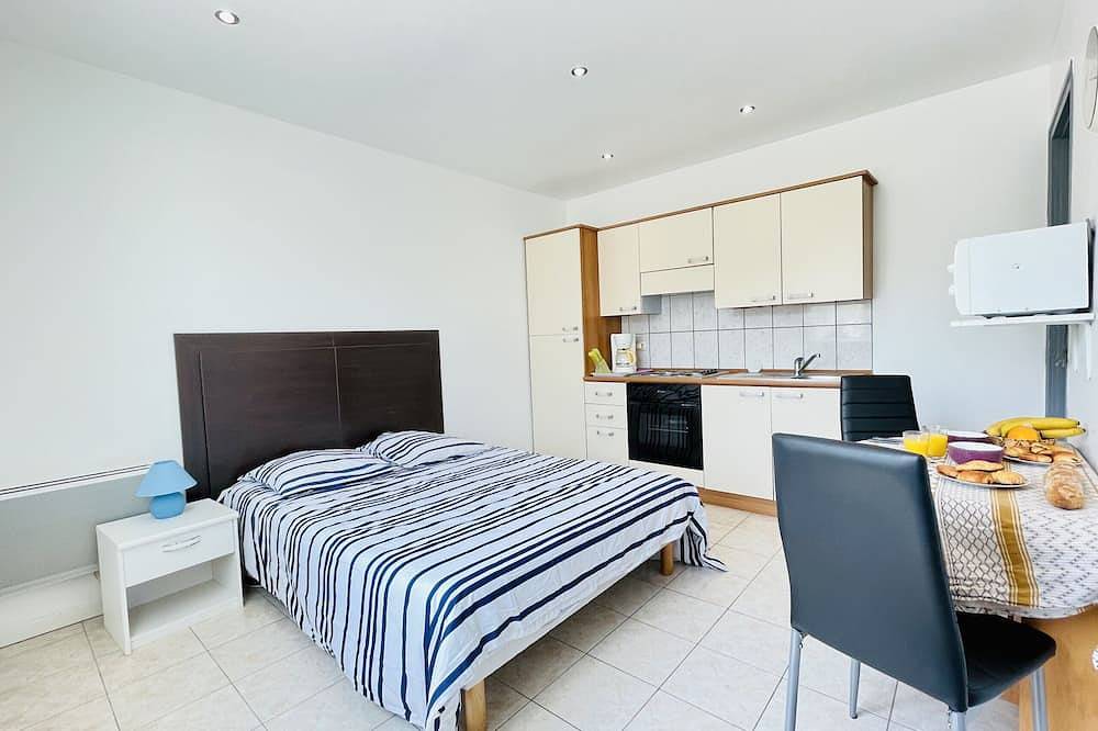 Entire apartment, Musset: Pleasant apartment 300 meters from the spa entrance (Parking) in La Vôge-les-Bains, Épinal region