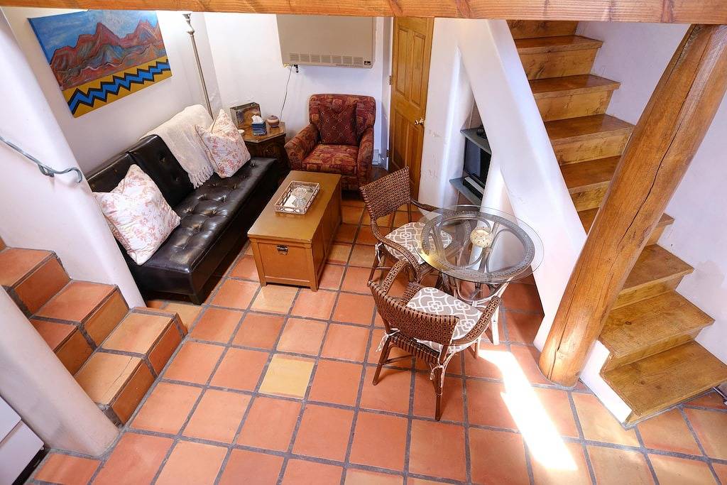 Casas de Guadalupe, Casita G, Loft-Stil, für 3 Personen, abseits der Plaza in Santa Fe, Santa Fe County