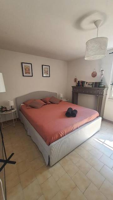 Cottage pour 2 personnes, avec piscine ainsi que jardin et vue à Le Cannet-des-Maures