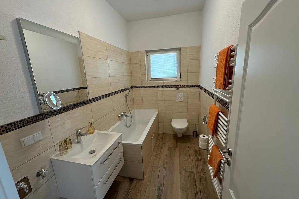 Apartment 5 - Bed & Breakfast am Waldgürtel in Forst (Lausitz), Lausitz