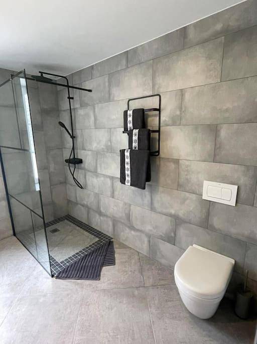 Location de vacances pour 6 personnes, avec jardin et vue à Ploërdut - 3