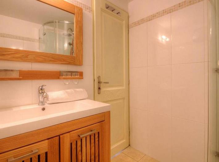Gîte pour 5 personnes, avec jardin et terrasse, animaux acceptés à Moltifao - 4