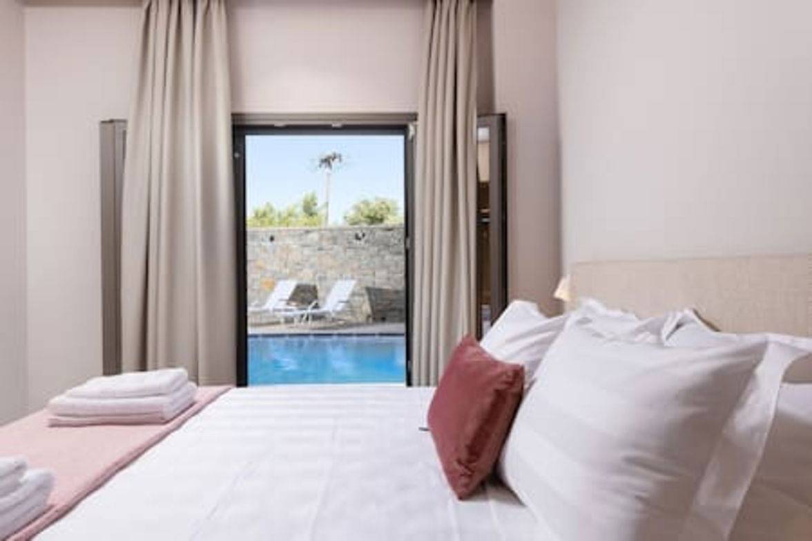 Ολόκληρο το διαμέρισμα, Onore Lake Suite & pool | Dasia in Δασσιά, Κέρκυρα