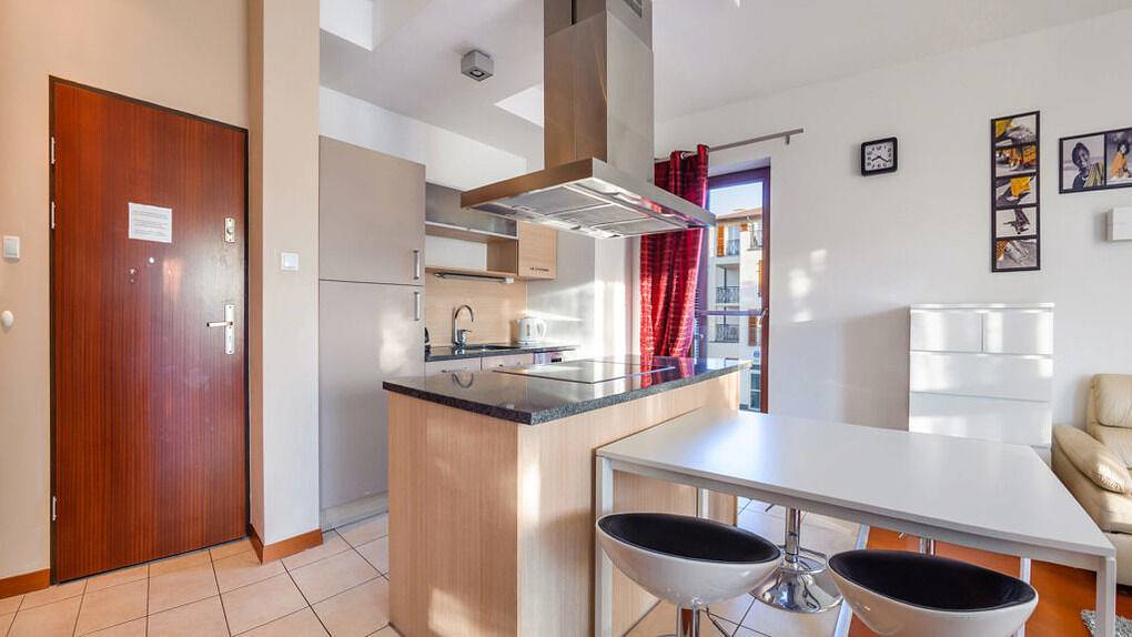 Cały apartament wypoczynkowy, Apartament wakacyjny dla 4 osób z balkon in Świnoujście, Zalew Szczeciński