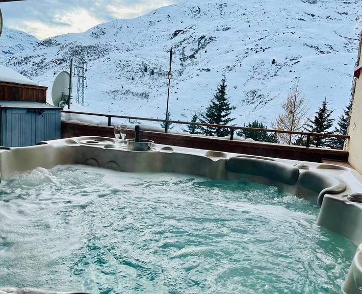Chalet an der Piste mit Halbpension, ideal für Gruppen bis 12 Personen in Saint-Martin-de-Belleville, Vanoise-Massiv