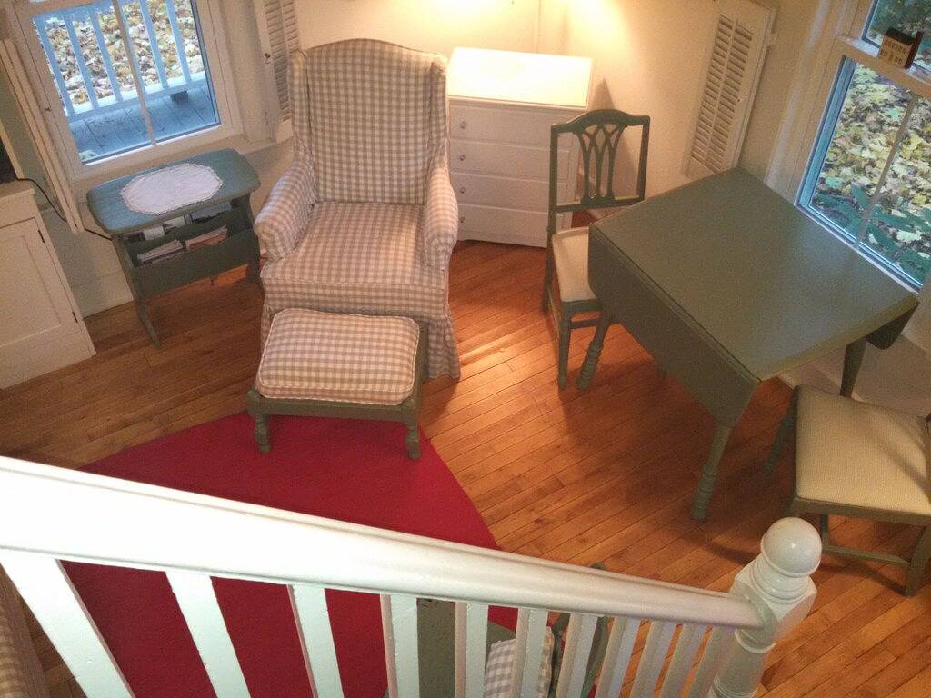 Plymouth Historic 1920 Doll House in Plymouth (NH), Grafton County