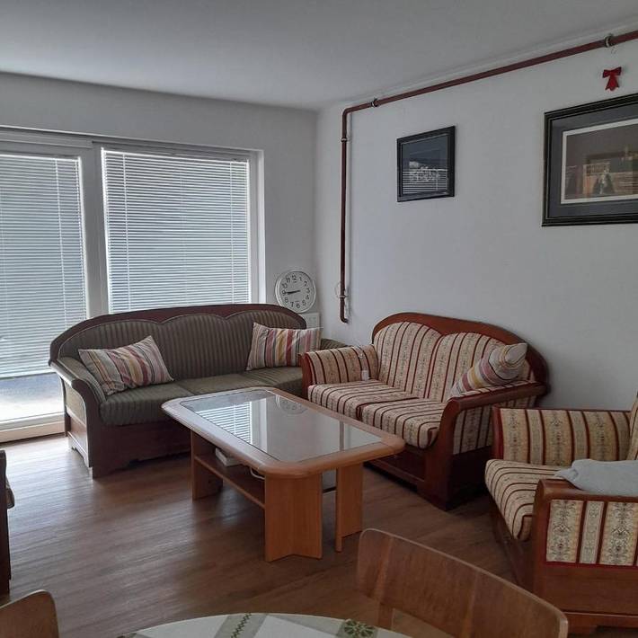 Appartement de vacances pour 3 personnes, avec jardin ainsi que piscine et vue, animaux acceptés