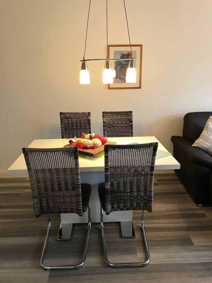 Ganze Ferienwohnung, Ferienwohnung 307 - mit seitlichem Meerblick in Hafen Büsum, Büsum