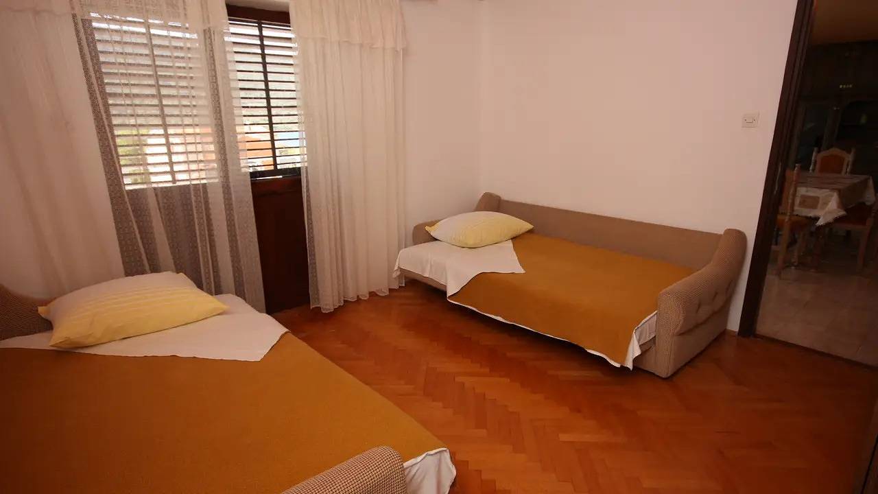 Ganze Ferienwohnung, Ferienwohnung für 8 Personen (95 m²) in Grebaštica in Grebastica, Šibenik-Knin