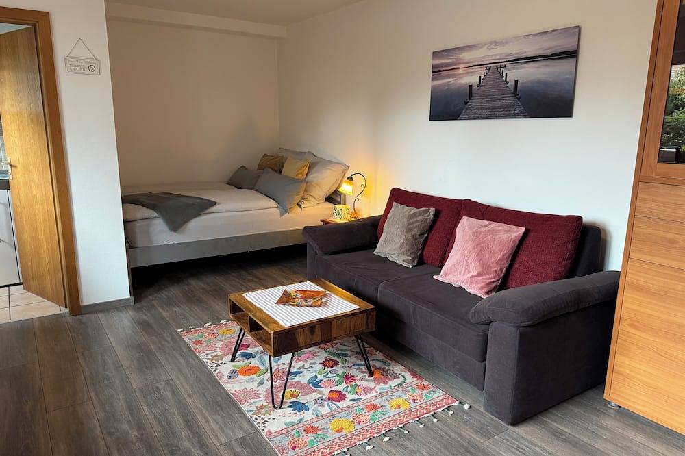 Ganze Wohnung, Ferienwohnung in ruhiger, aber zentrumsnaher Wohnlage in Bad Soden am Taunus in Bad Soden am Taunus, Main-Taunus-Kreis