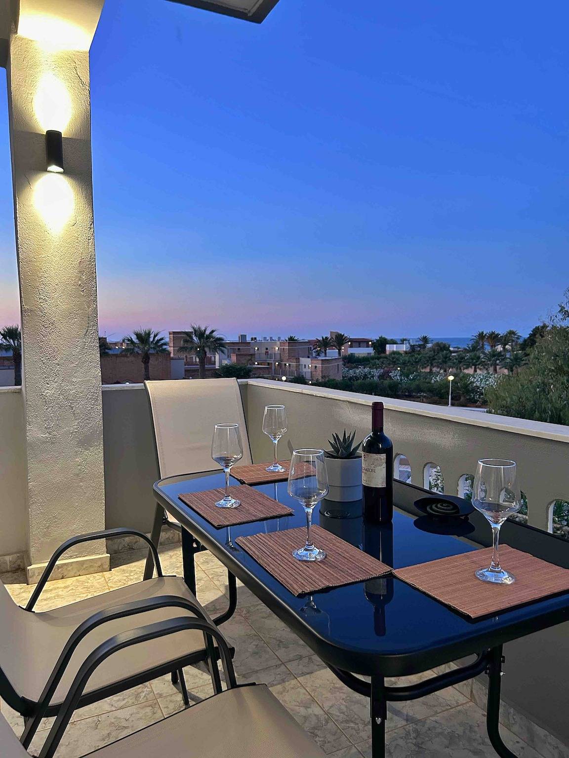 Casa Vacanze 'La Casa Di Leone Casa Sorella' con Vista Mare, Wi-Fi e Aria Condizionata in Regione di Iraklio - Heraklion