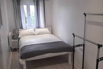 Apartment for 5 People in Solihull, Birmingham Area, Photo 2