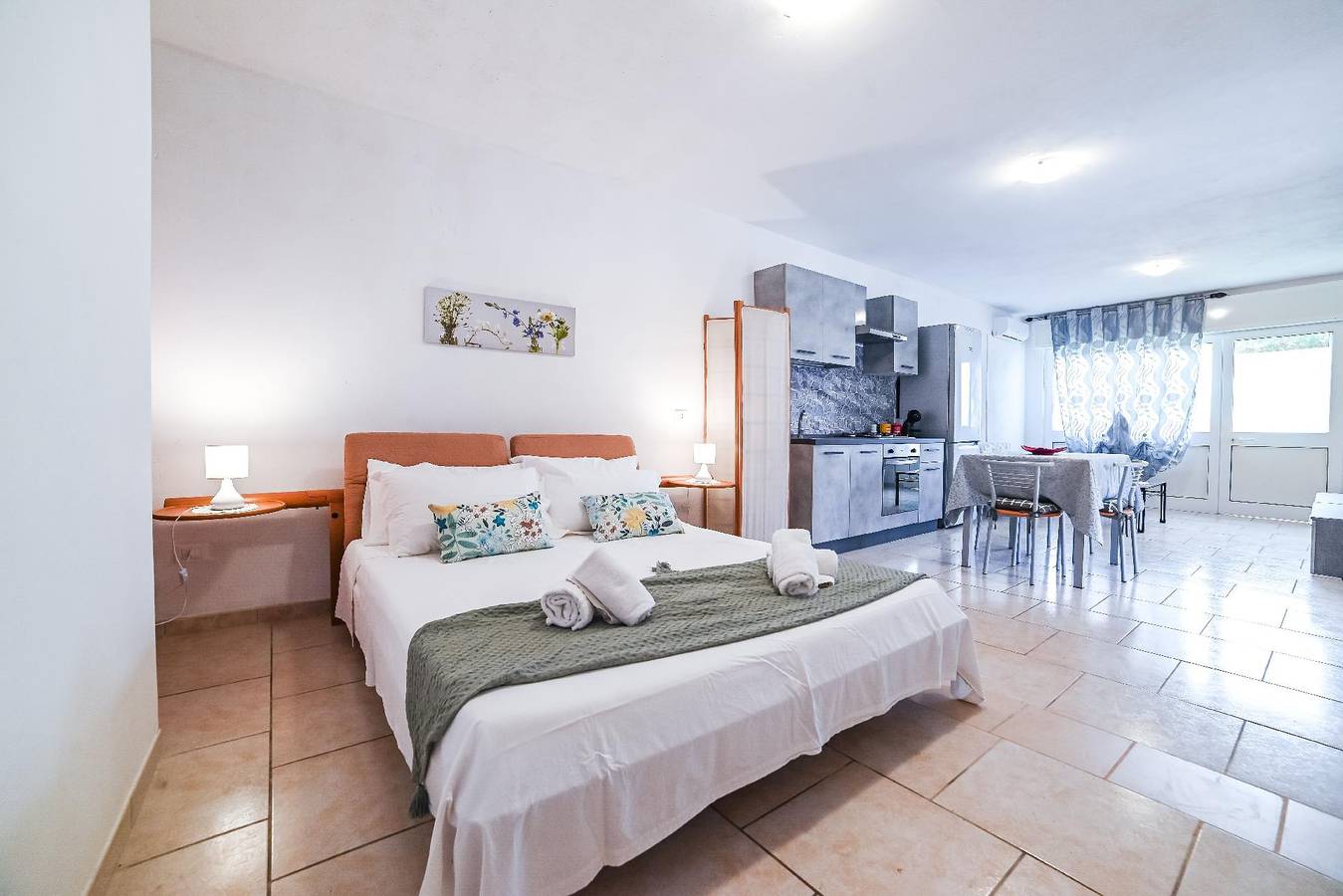 Paolo's Trullo in the heart of the countryside in San Vito dei Normanni, Salento