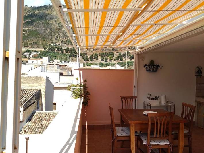 Apartament wakacyjny dla 2 osób, z taras i widok, zwierzęta dozwolone w Castellammare del Golfo