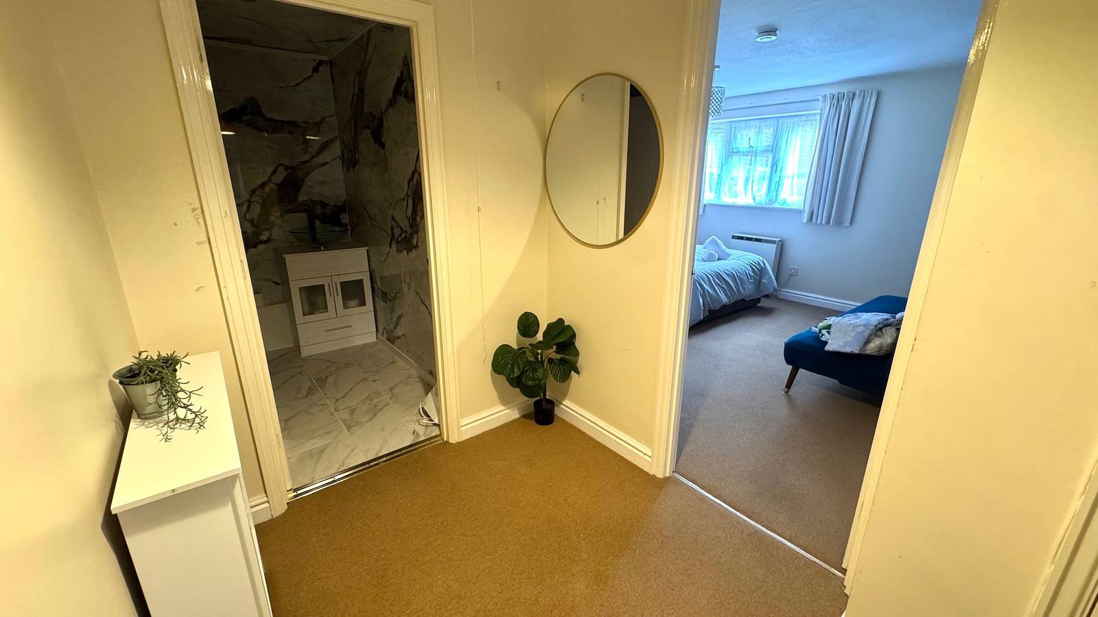 Ganze Ferienwohnung, Sleeps4-Freeparking-Familyfriendly-Wcaccessible in Milton Keynes, Südostengland