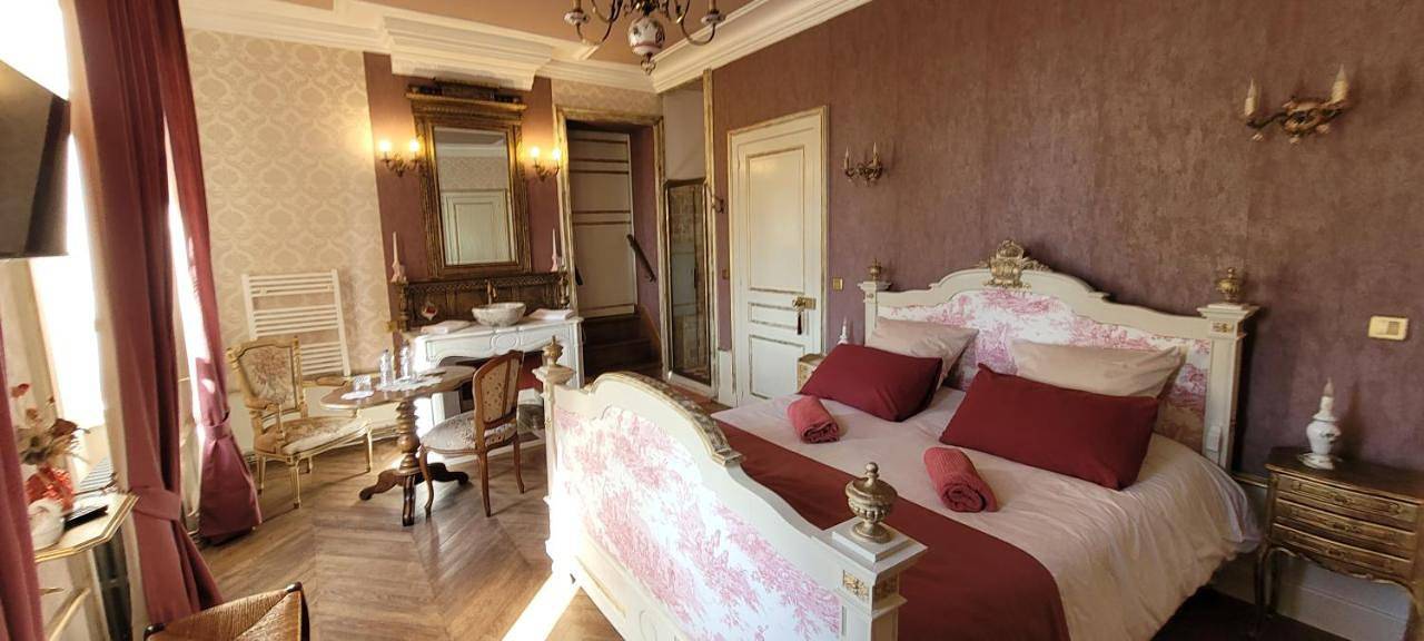 Double Room with Garden View in Condal, Région de Louhans