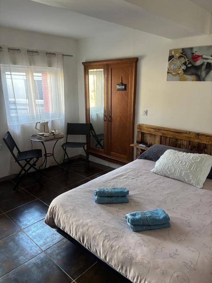 Chambre d’hôte pour 2 personnes, avec vue à Carcassonne - 2