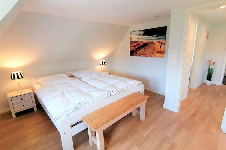 Ganze Wohnung, Ferienhaus Grote Fischerhuus: 110 m², nah zum Strand, Haustiere erlaubt in Nordfriesische Inseln (Schleswig-Holstein) (Schleswig-Holstein), Wyk auf Föhr