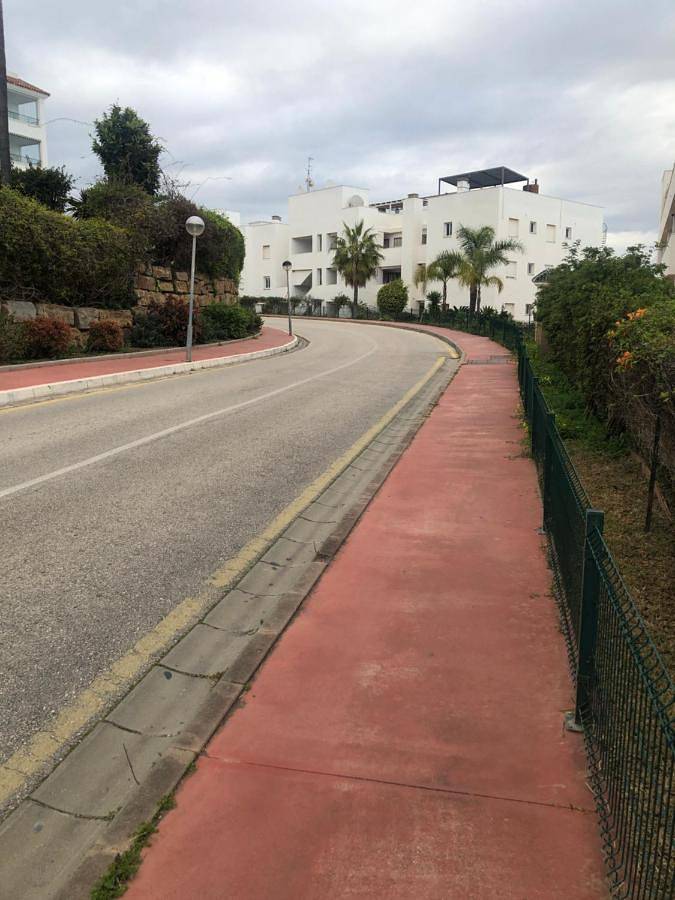 Alojamiento y desayuno para 2 personas, con Piscina en La Cala de Mijas