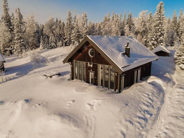 Cottage pour 10 personnes, avec sauna ainsi que jacuzzi et jardin, adapté aux familles
